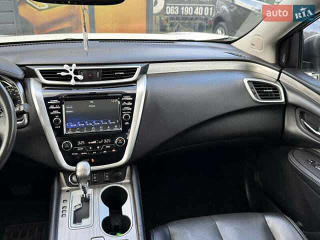 Белый Ниссан Мурано, объемом двигателя 3.5 л и пробегом 130 тыс. км за 15800 $, фото 46 на Automoto.ua