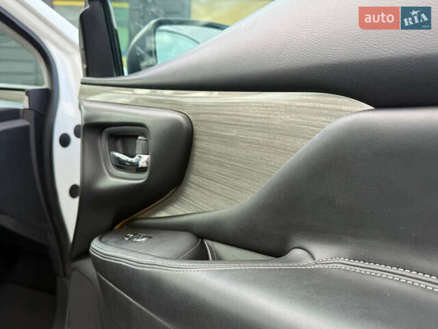 Білий Ніссан Мурано, об'ємом двигуна 3.5 л та пробігом 130 тис. км за 14999 $, фото 42 на Automoto.ua