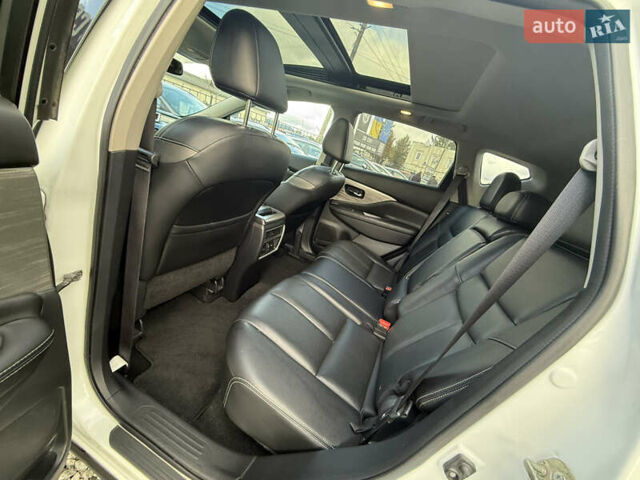 Белый Ниссан Мурано, объемом двигателя 3.5 л и пробегом 130 тыс. км за 15800 $, фото 54 на Automoto.ua