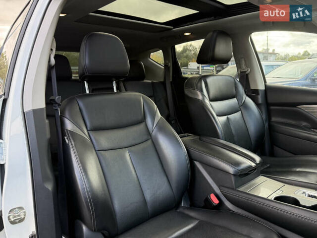 Белый Ниссан Мурано, объемом двигателя 3.5 л и пробегом 130 тыс. км за 15800 $, фото 36 на Automoto.ua