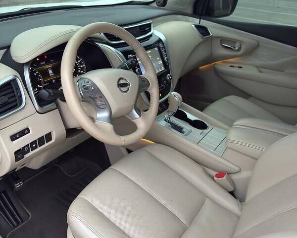 Белый Ниссан Мурано, объемом двигателя 3.5 л и пробегом 124 тыс. км за 15499 $, фото 7 на Automoto.ua