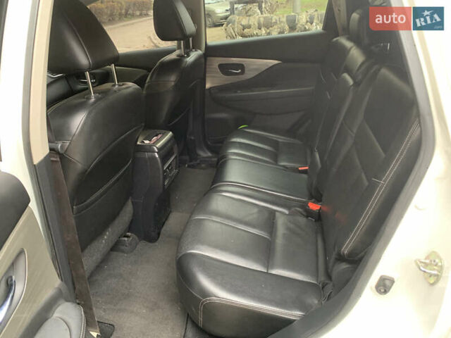 Белый Ниссан Мурано, объемом двигателя 3.5 л и пробегом 104 тыс. км за 12900 $, фото 4 на Automoto.ua