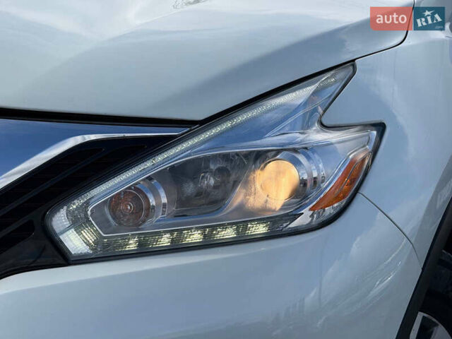 Білий Ніссан Мурано, об'ємом двигуна 3.5 л та пробігом 130 тис. км за 14999 $, фото 16 на Automoto.ua