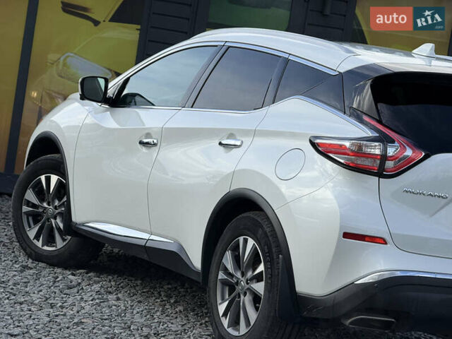 Белый Ниссан Мурано, объемом двигателя 3.5 л и пробегом 130 тыс. км за 15800 $, фото 21 на Automoto.ua