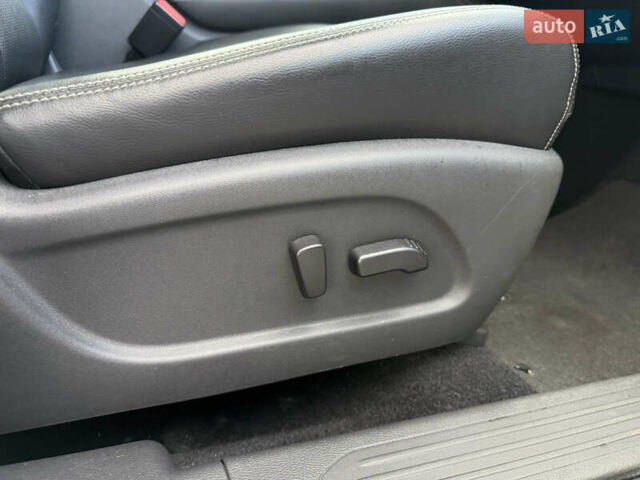 Белый Ниссан Мурано, объемом двигателя 3.5 л и пробегом 130 тыс. км за 15800 $, фото 38 на Automoto.ua