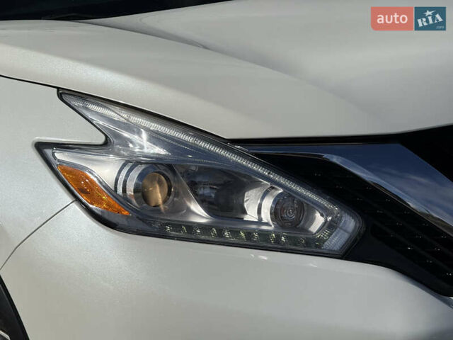 Белый Ниссан Мурано, объемом двигателя 3.5 л и пробегом 130 тыс. км за 15800 $, фото 16 на Automoto.ua