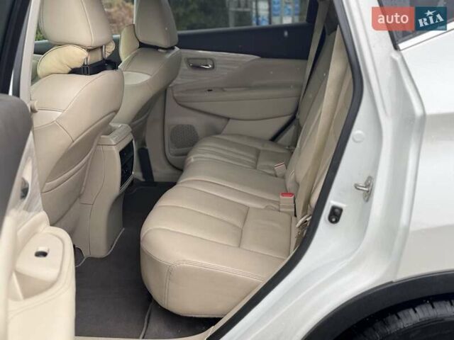 Білий Ніссан Мурано, об'ємом двигуна 3.5 л та пробігом 185 тис. км за 16999 $, фото 7 на Automoto.ua