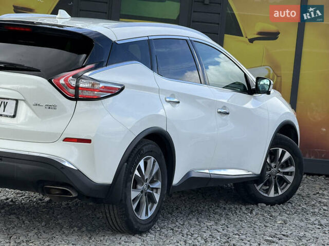 Белый Ниссан Мурано, объемом двигателя 3.5 л и пробегом 130 тыс. км за 15800 $, фото 26 на Automoto.ua