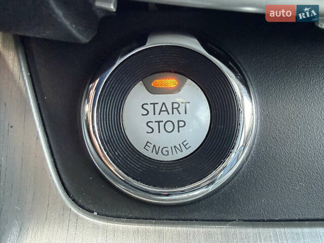 Белый Ниссан Мурано, объемом двигателя 3.5 л и пробегом 130 тыс. км за 15800 $, фото 67 на Automoto.ua