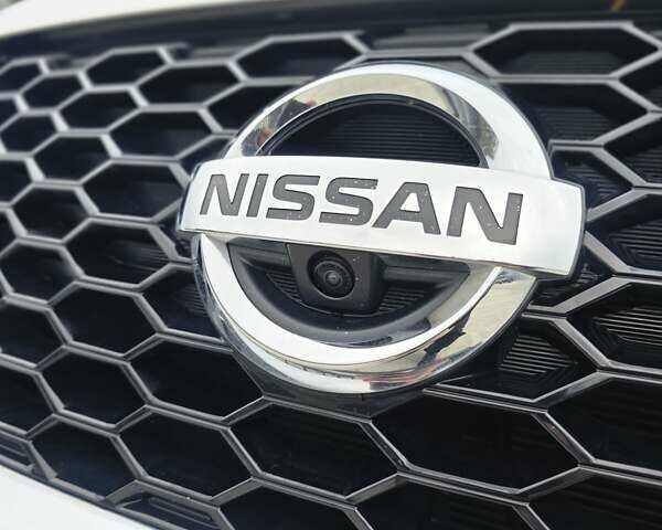 Белый Ниссан Мурано, объемом двигателя 3.5 л и пробегом 82 тыс. км за 21000 $, фото 28 на Automoto.ua