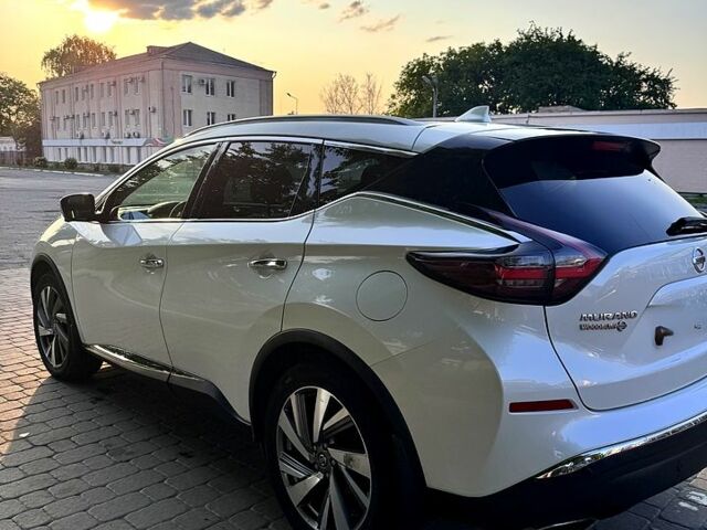 Белый Ниссан Мурано, объемом двигателя 3.5 л и пробегом 93 тыс. км за 19200 $, фото 1 на Automoto.ua