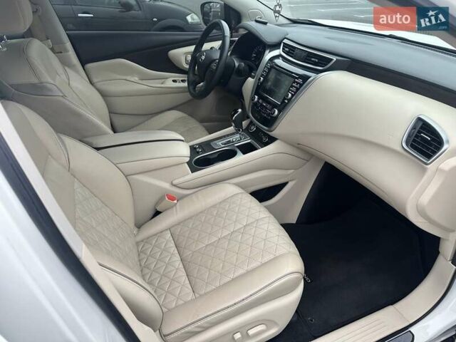 Белый Ниссан Мурано, объемом двигателя 3.5 л и пробегом 73 тыс. км за 27999 $, фото 23 на Automoto.ua