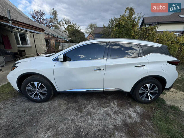 Белый Ниссан Мурано, объемом двигателя 3.5 л и пробегом 74 тыс. км за 20500 $, фото 4 на Automoto.ua