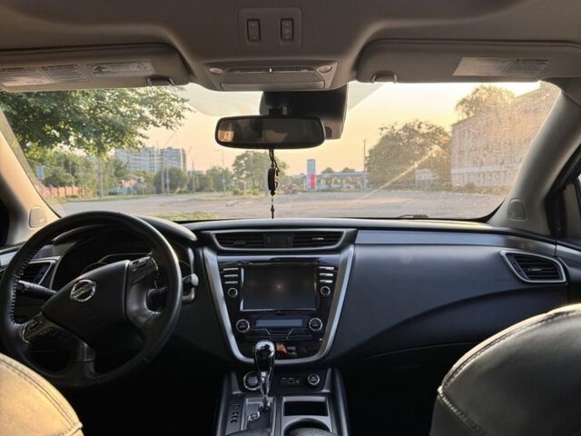 Белый Ниссан Мурано, объемом двигателя 3.5 л и пробегом 93 тыс. км за 19200 $, фото 2 на Automoto.ua