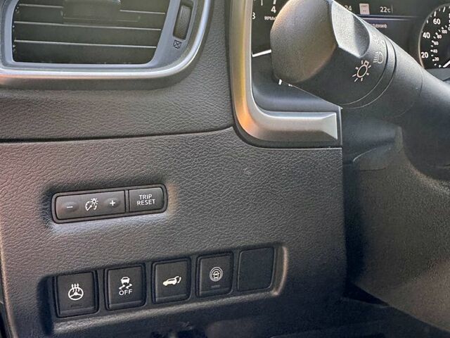 Белый Ниссан Мурано, объемом двигателя 3.5 л и пробегом 93 тыс. км за 19200 $, фото 7 на Automoto.ua