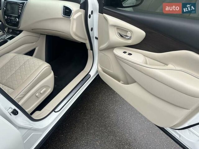 Белый Ниссан Мурано, объемом двигателя 3.5 л и пробегом 73 тыс. км за 27999 $, фото 27 на Automoto.ua