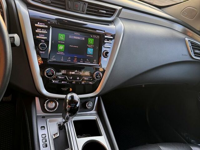 Белый Ниссан Мурано, объемом двигателя 3.5 л и пробегом 93 тыс. км за 19200 $, фото 6 на Automoto.ua