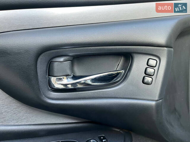 Белый Ниссан Мурано, объемом двигателя 3.5 л и пробегом 177 тыс. км за 14900 $, фото 16 на Automoto.ua