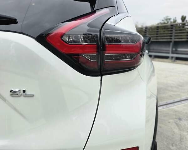 Белый Ниссан Мурано, объемом двигателя 3.5 л и пробегом 82 тыс. км за 21000 $, фото 8 на Automoto.ua