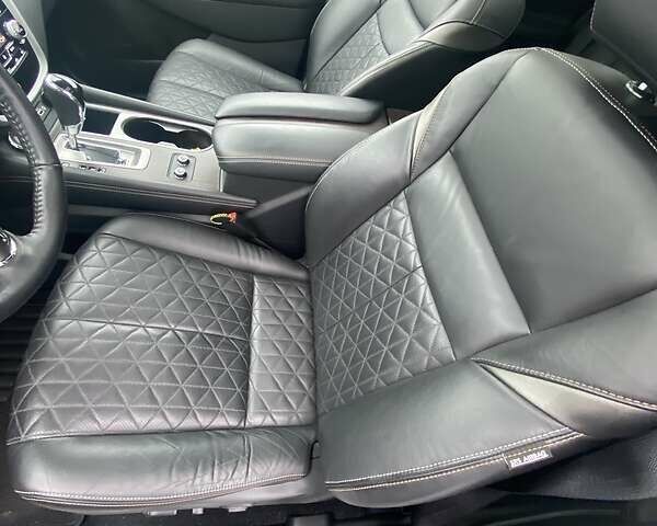 Белый Ниссан Мурано, объемом двигателя 3.5 л и пробегом 60 тыс. км за 23000 $, фото 7 на Automoto.ua