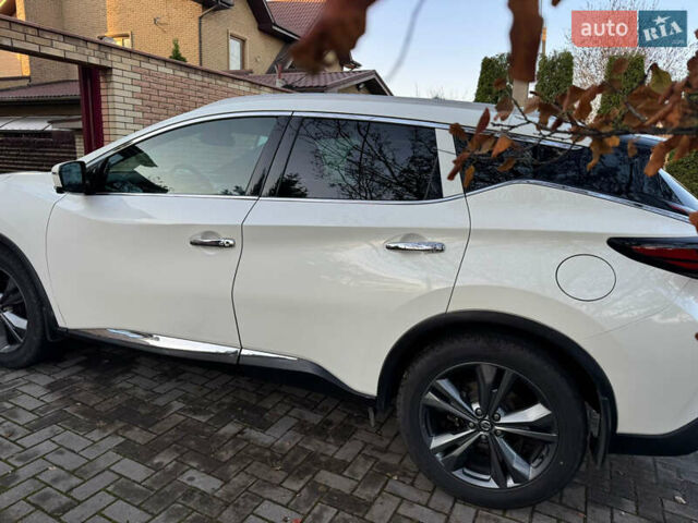 Белый Ниссан Мурано, объемом двигателя 3.5 л и пробегом 177 тыс. км за 19300 $, фото 7 на Automoto.ua