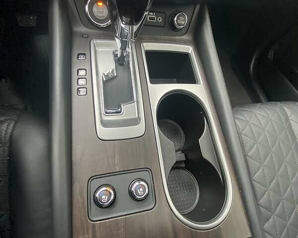 Белый Ниссан Мурано, объемом двигателя 3.5 л и пробегом 60 тыс. км за 23000 $, фото 17 на Automoto.ua