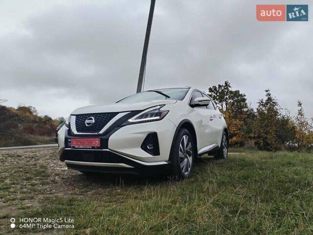 Белый Ниссан Мурано, объемом двигателя 3.5 л и пробегом 43 тыс. км за 23900 $, фото 4 на Automoto.ua