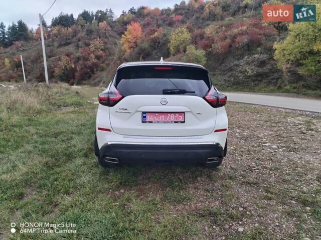 Белый Ниссан Мурано, объемом двигателя 3.5 л и пробегом 43 тыс. км за 23900 $, фото 6 на Automoto.ua
