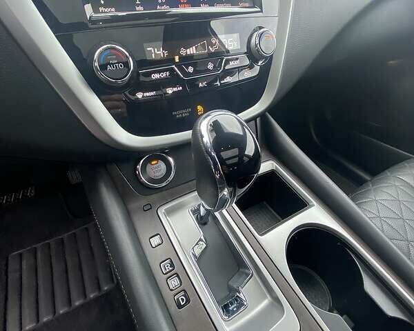 Белый Ниссан Мурано, объемом двигателя 3.5 л и пробегом 60 тыс. км за 23000 $, фото 10 на Automoto.ua