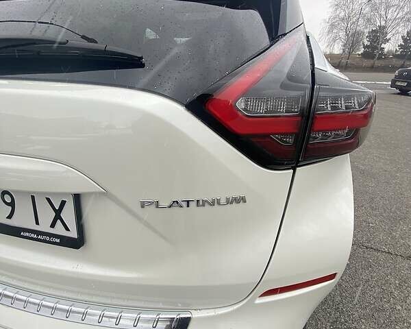 Белый Ниссан Мурано, объемом двигателя 3.5 л и пробегом 60 тыс. км за 23000 $, фото 5 на Automoto.ua