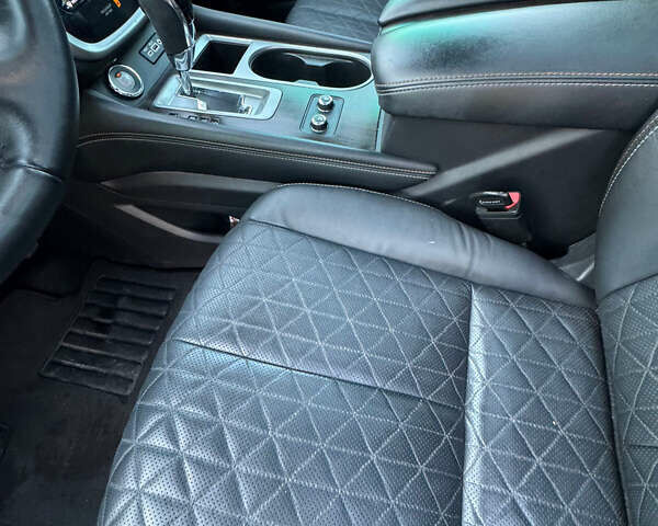 Белый Ниссан Мурано, объемом двигателя 3.5 л и пробегом 177 тыс. км за 19300 $, фото 13 на Automoto.ua