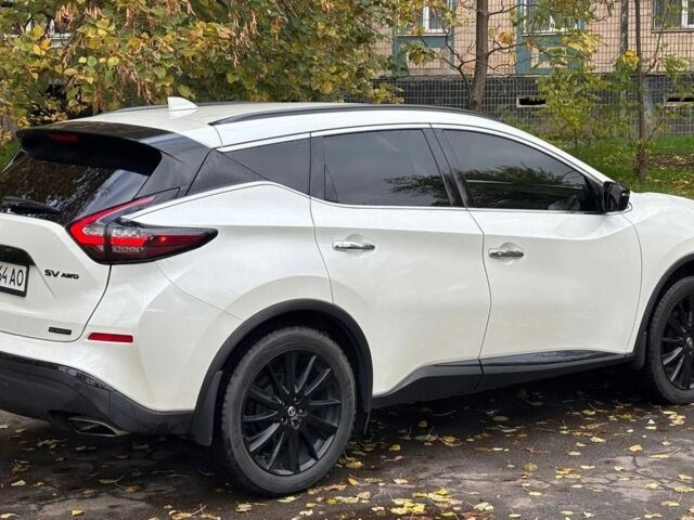 Белый Ниссан Мурано, объемом двигателя 3.5 л и пробегом 70 тыс. км за 22000 $, фото 4 на Automoto.ua