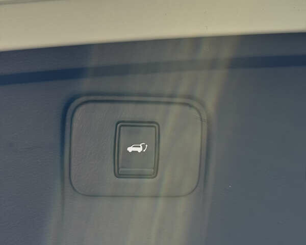 Белый Ниссан Мурано, объемом двигателя 3.5 л и пробегом 44 тыс. км за 22900 $, фото 17 на Automoto.ua