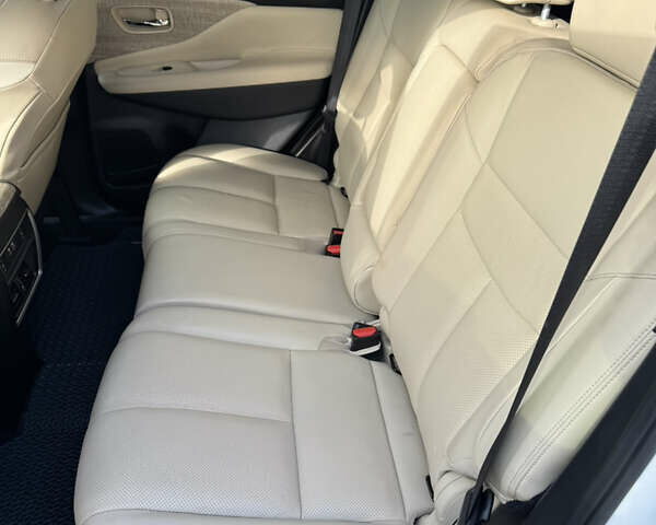 Белый Ниссан Мурано, объемом двигателя 3.5 л и пробегом 44 тыс. км за 22900 $, фото 15 на Automoto.ua