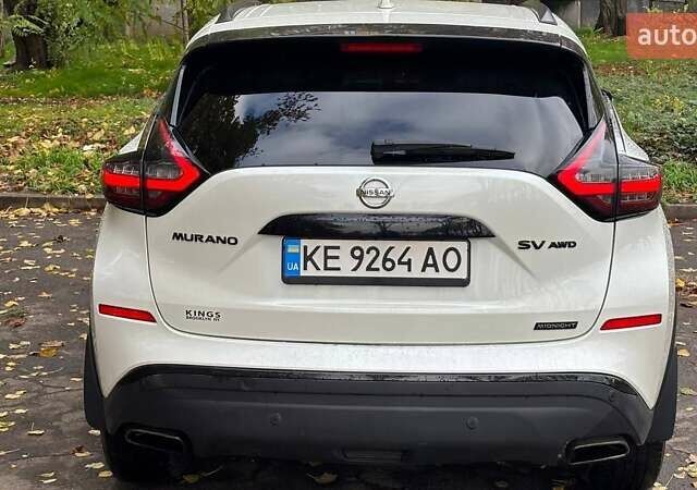 Белый Ниссан Мурано, объемом двигателя 3.5 л и пробегом 70 тыс. км за 22000 $, фото 1 на Automoto.ua