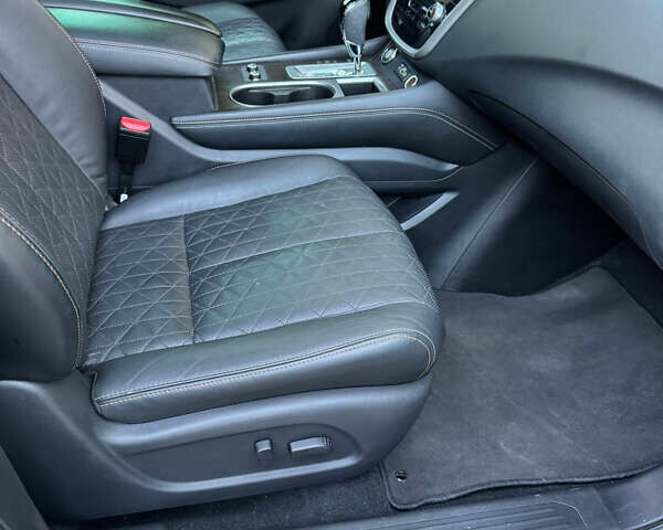 Белый Ниссан Мурано, объемом двигателя 3.5 л и пробегом 177 тыс. км за 19300 $, фото 17 на Automoto.ua