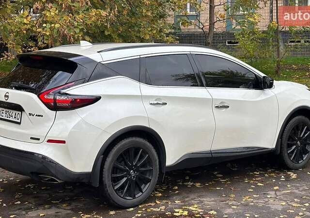 Белый Ниссан Мурано, объемом двигателя 3.5 л и пробегом 70 тыс. км за 22000 $, фото 7 на Automoto.ua