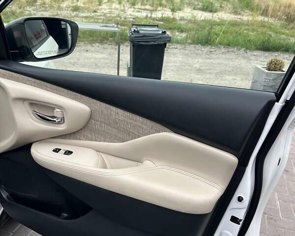 Белый Ниссан Мурано, объемом двигателя 3.5 л и пробегом 43 тыс. км за 23500 $, фото 37 на Automoto.ua
