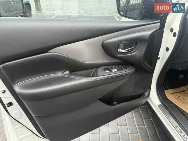 Білий Ніссан Мурано, об'ємом двигуна 3.5 л та пробігом 89 тис. км за 22500 $, фото 41 на Automoto.ua