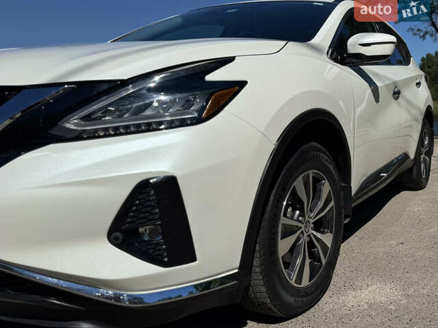 Белый Ниссан Мурано, объемом двигателя 3.5 л и пробегом 57 тыс. км за 19100 $, фото 10 на Automoto.ua