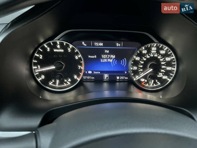 Белый Ниссан Мурано, объемом двигателя 3.5 л и пробегом 57 тыс. км за 19000 $, фото 29 на Automoto.ua