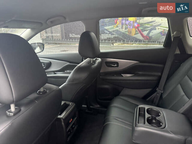 Білий Ніссан Мурано, об'ємом двигуна 3.5 л та пробігом 89 тис. км за 22500 $, фото 36 на Automoto.ua