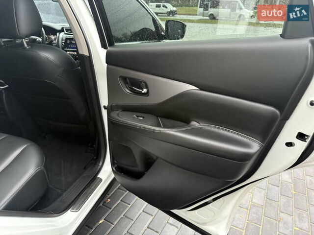 Білий Ніссан Мурано, об'ємом двигуна 3.5 л та пробігом 89 тис. км за 22500 $, фото 23 на Automoto.ua