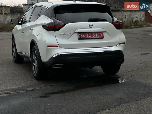 Белый Ниссан Мурано, объемом двигателя 3.5 л и пробегом 57 тыс. км за 19000 $, фото 9 на Automoto.ua