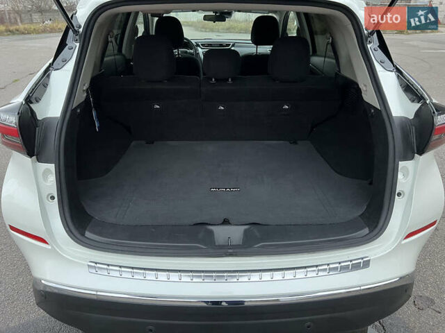 Белый Ниссан Мурано, объемом двигателя 3.5 л и пробегом 57 тыс. км за 19000 $, фото 35 на Automoto.ua