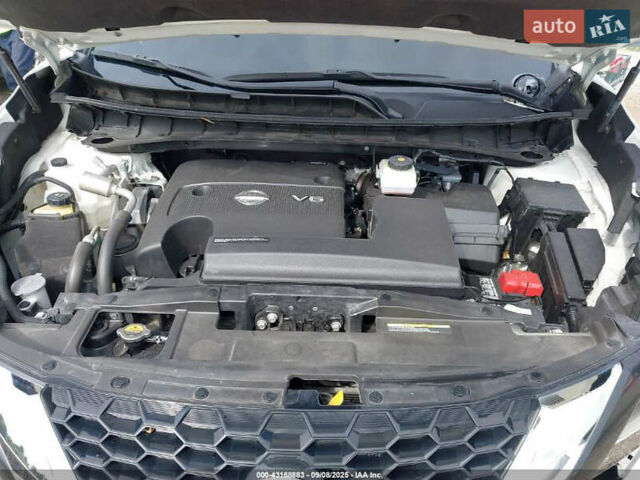Белый Ниссан Мурано, объемом двигателя 3.5 л и пробегом 90 тыс. км за 12500 $, фото 10 на Automoto.ua