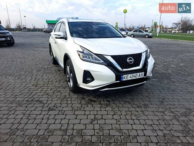 Белый Ниссан Мурано, объемом двигателя 3.5 л и пробегом 49 тыс. км за 27500 $, фото 6 на Automoto.ua