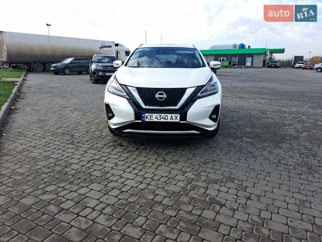 Белый Ниссан Мурано, объемом двигателя 3.5 л и пробегом 49 тыс. км за 27500 $, фото 5 на Automoto.ua