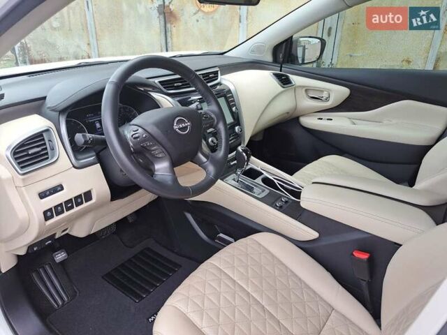 Белый Ниссан Мурано, объемом двигателя 3.5 л и пробегом 49 тыс. км за 27500 $, фото 10 на Automoto.ua