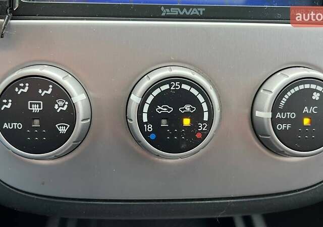 Бежевый Ниссан Мурано, объемом двигателя 3.5 л и пробегом 350 тыс. км за 9490 $, фото 21 на Automoto.ua